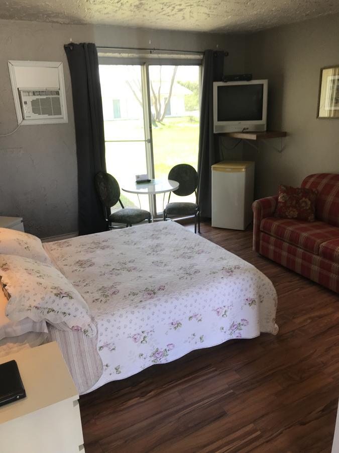 تيربون Motel La Siesta De Gascon المظهر الخارجي الصورة